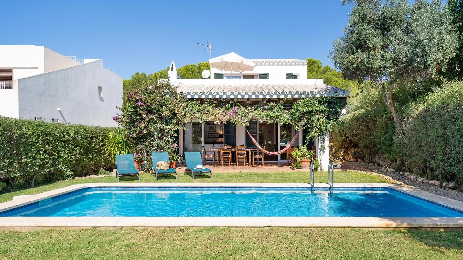Chalet En Biniancolla Con Piscina Y Jardin Sant Lluis Holiday home